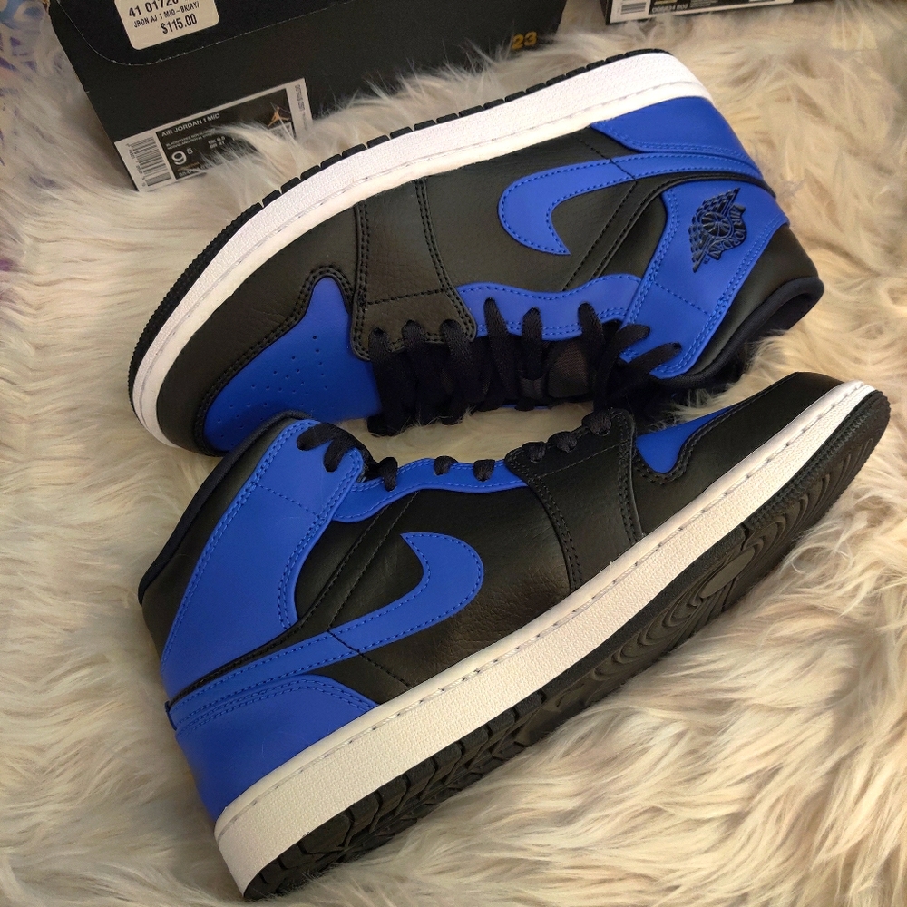 Nike Air Jordan 1 Mid 'Hyper Royal' Black
